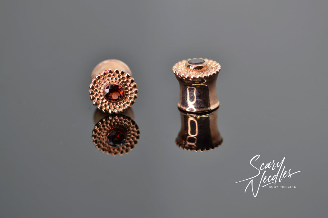 Plug Rose Gold Vermeil Grenat - Scary Needles