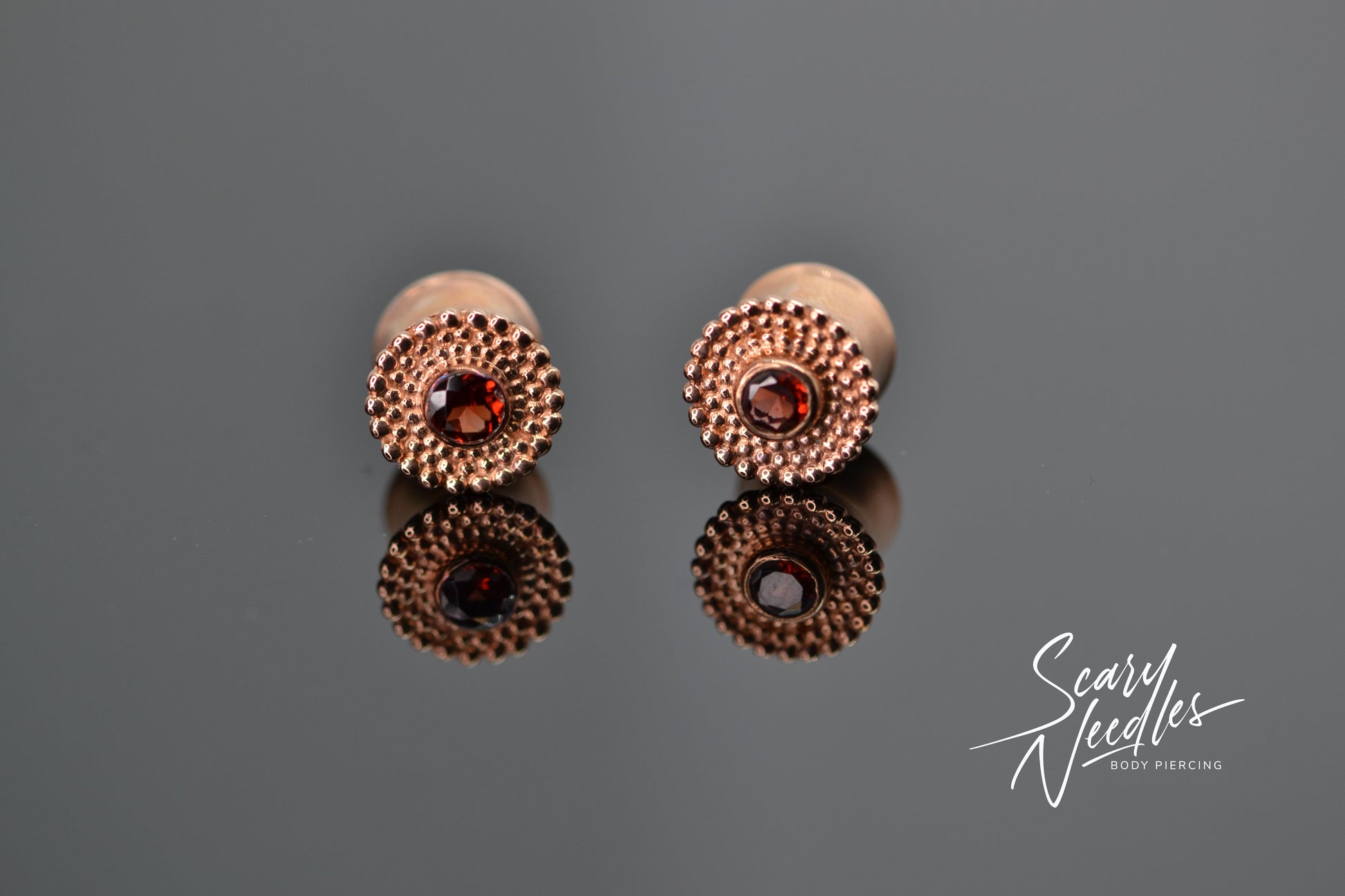 Plug Rose Gold Vermeil Grenat - Scary Needles